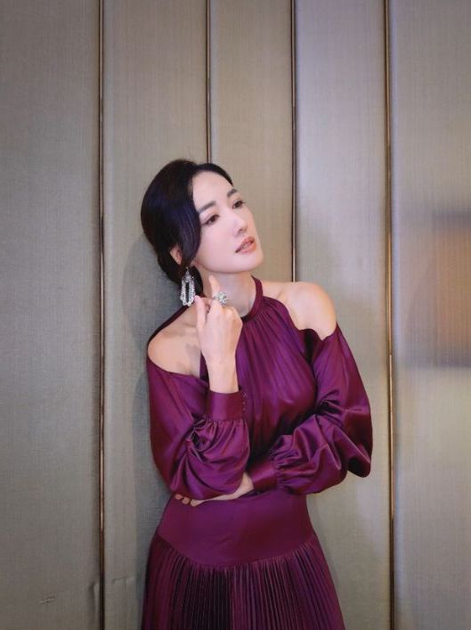 ［ONCC東網］李施嬅清醒放手收穫事業　重投工作變身紫紅女王